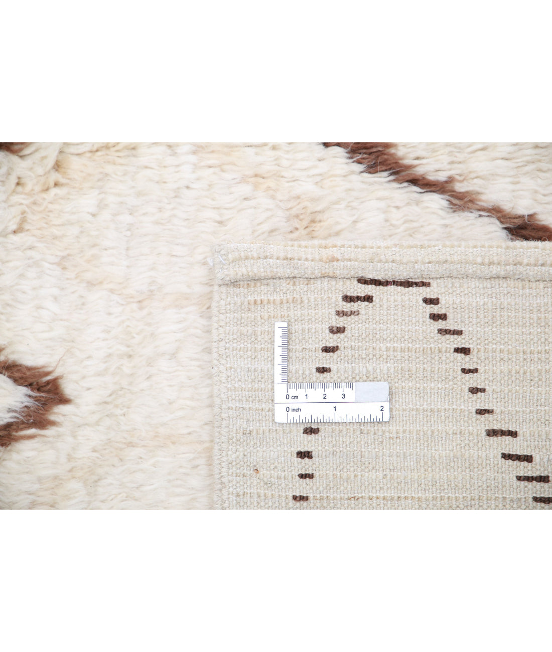 Moroccan 4'10'' X 7'7'' Hand-Knotted Wool Rug 4'10'' x 7'7'' (145 X 228) / Ivory / Taupe