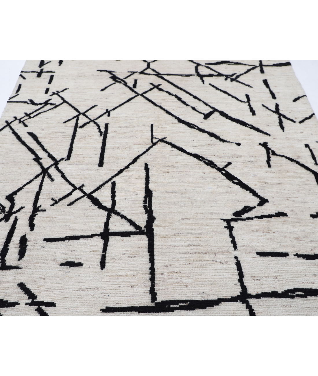 Hand Knotted Moroccan Wool Rug 5' 10" X 9' 4" 5' 10" X 9' 4" (178 X 284) / Ivory / Ivory