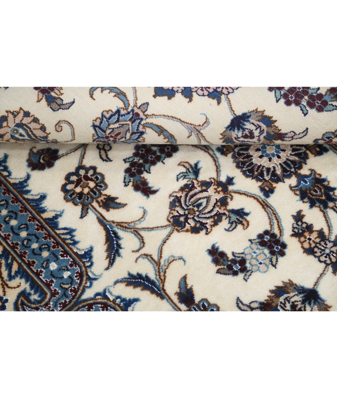 Hand Knotted Nain Wool & Silk Rug 3' 5" X 4' 10" 3' 5" X 4' 10" (104 X 147) / Ivory / Blue