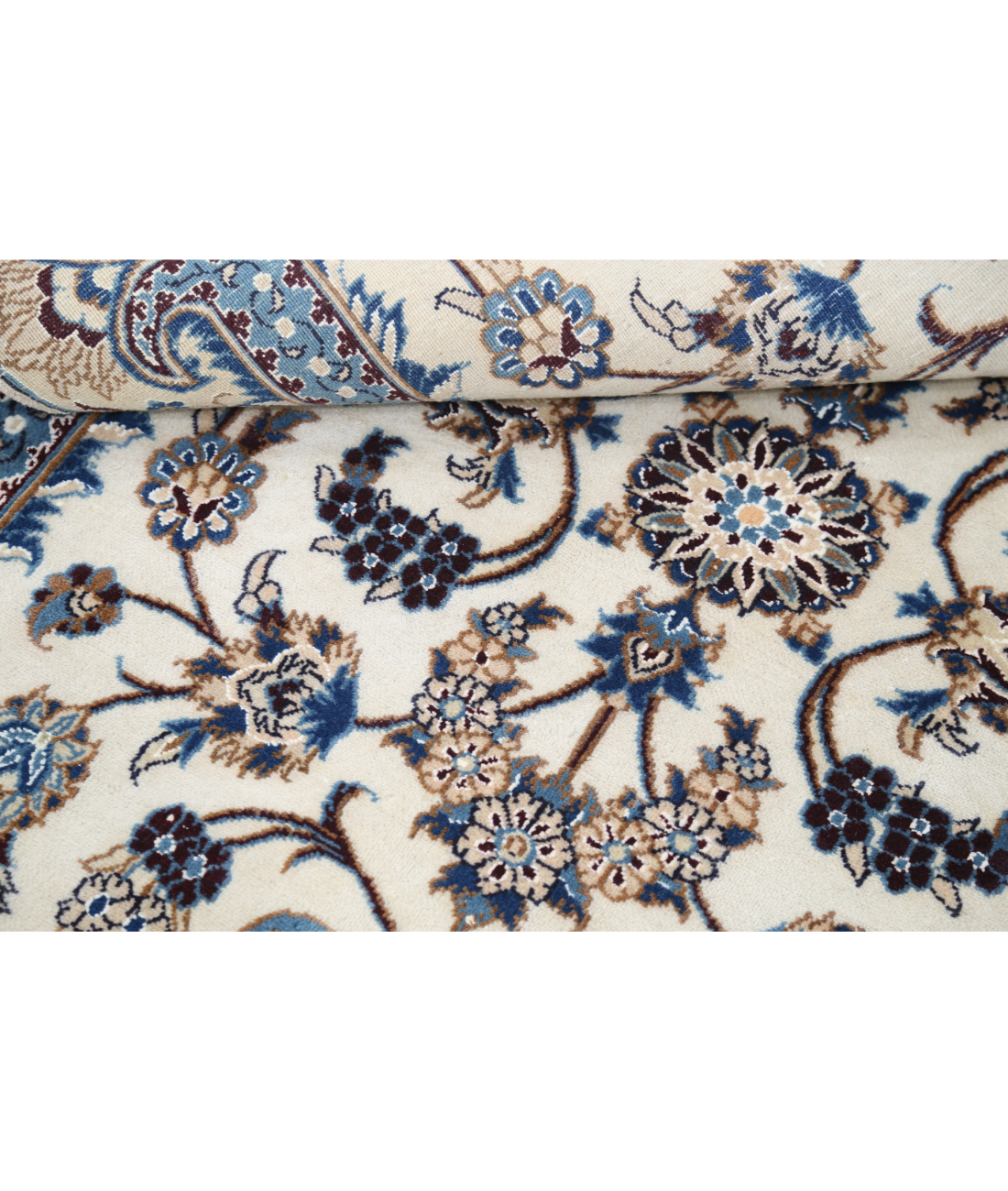Hand Knotted Nain Wool & Silk Rug 3' 6" X 5' 1" 3' 6" X 5' 1" (107 X 155) / Ivory / Blue