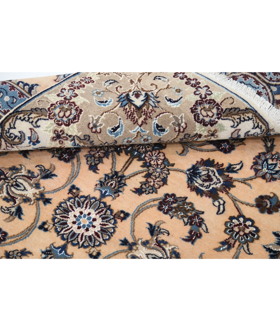 Hand Knotted Nain Wool & Silk Rug 3' 7" X 5' 2" 3' 7" X 5' 2" (109 X 158) / Peach / Ivory