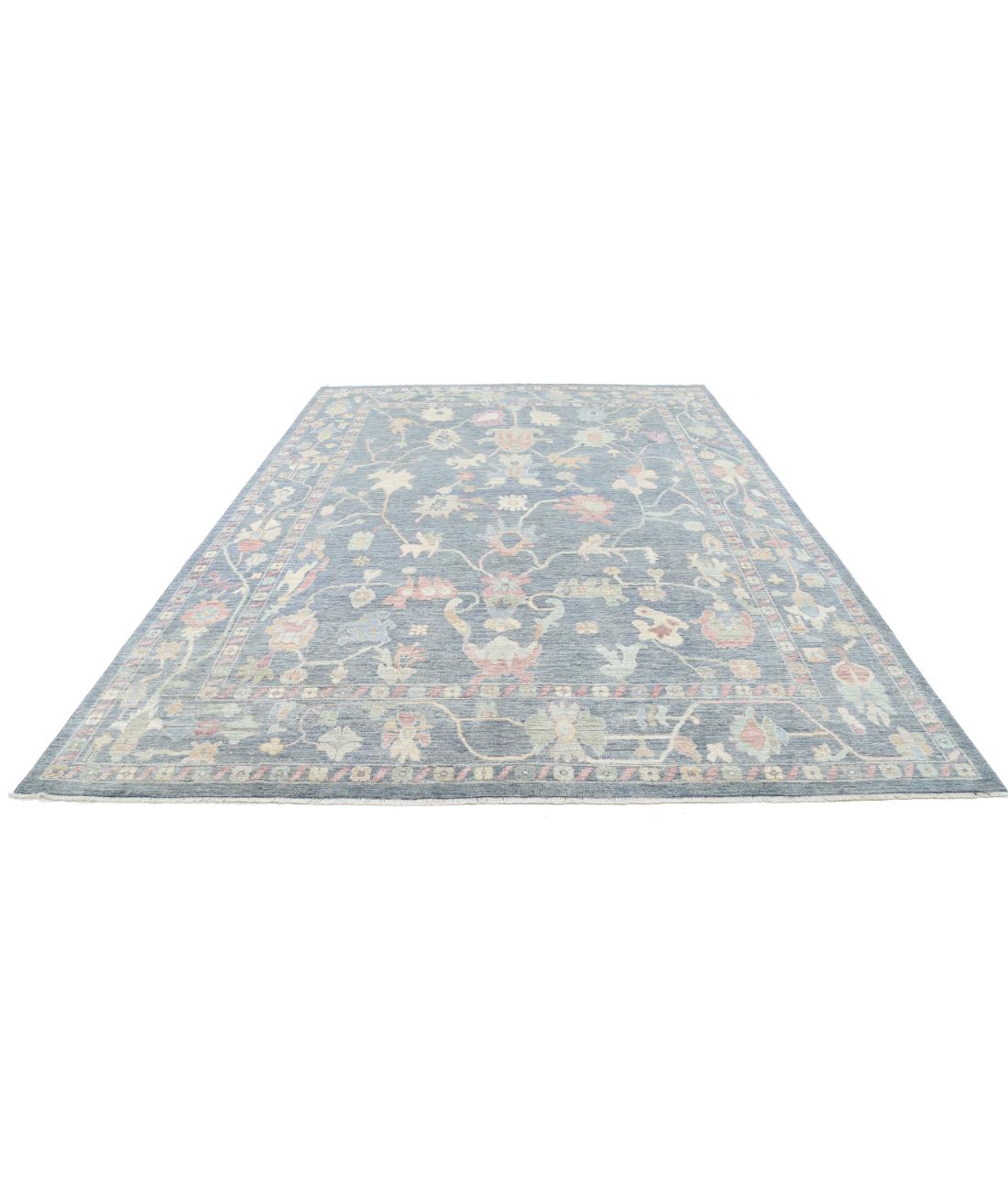Oushak 8' 9" X 11' 9" Hand-Knotted Wool Rug 8' 9" X 11' 9" (267 X 358) / Grey / Pink