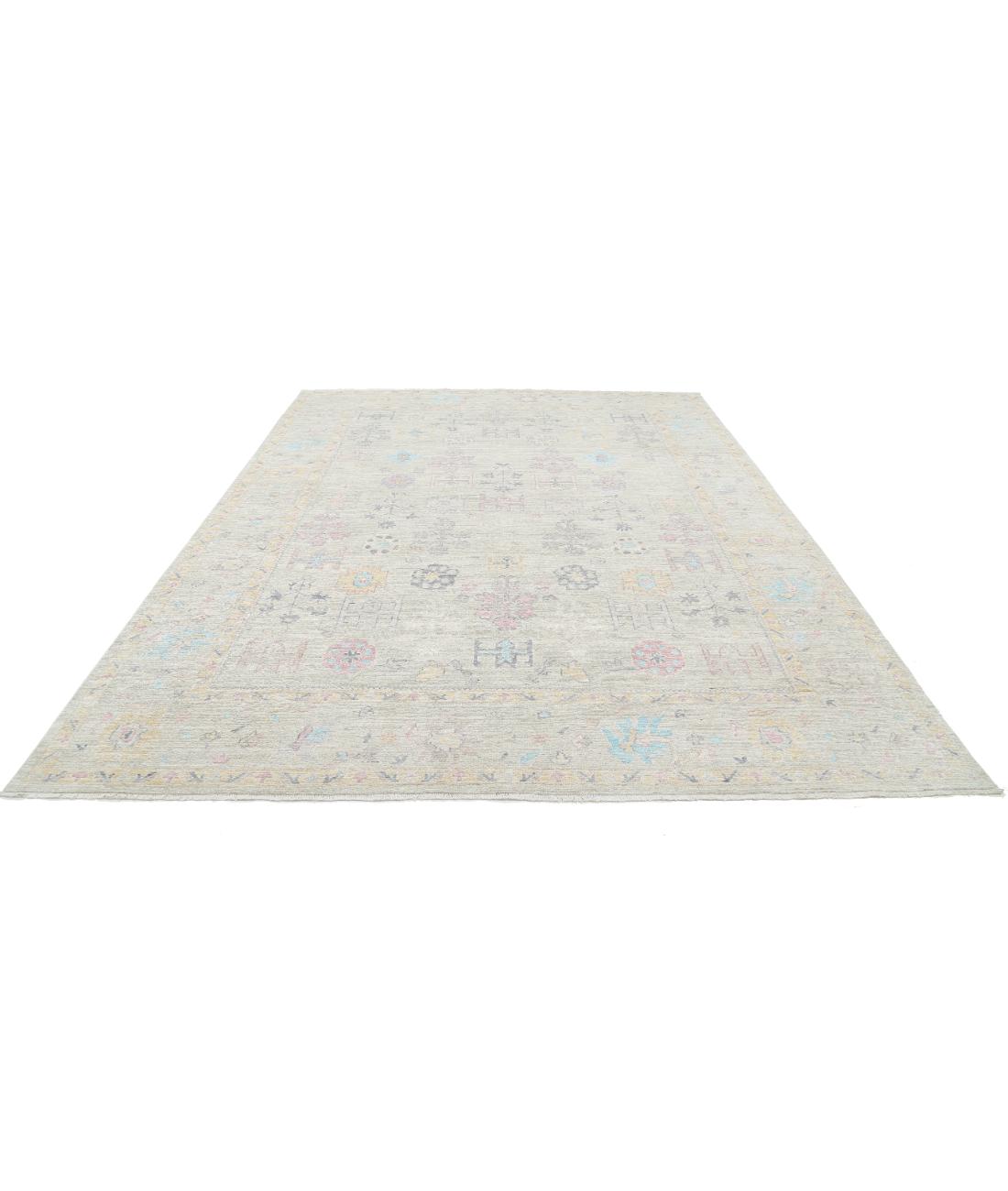 Oushak 9' 1" X 11' 10" Hand-Knotted Wool Rug 9' 1" X 11' 10" (277 X 361) / Silver / Grey