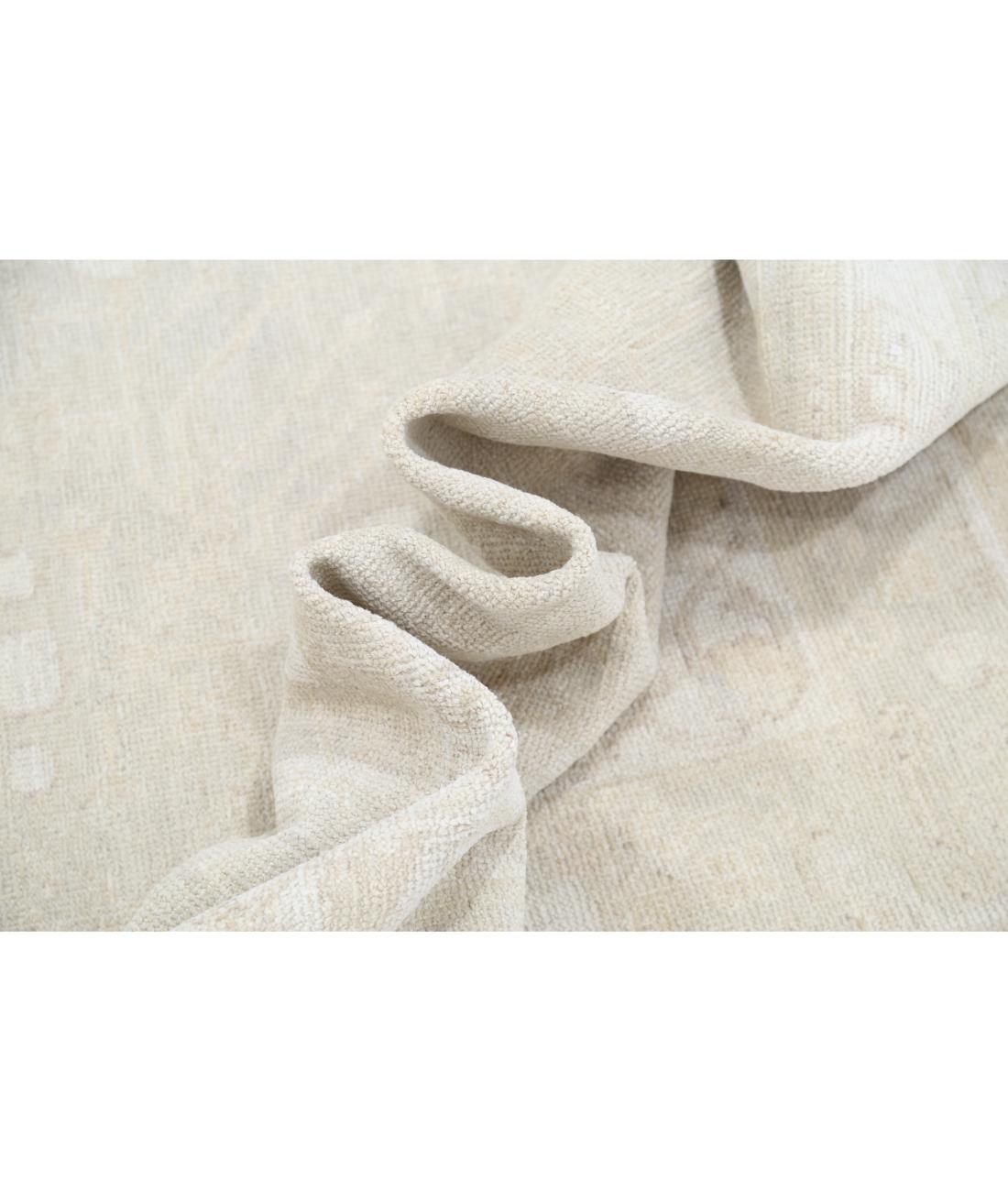 Oushak 8' 2" X 10' 4" Hand-Knotted Wool Rug 8' 2" X 10' 4" (249 X 315) / Grey / Ivory