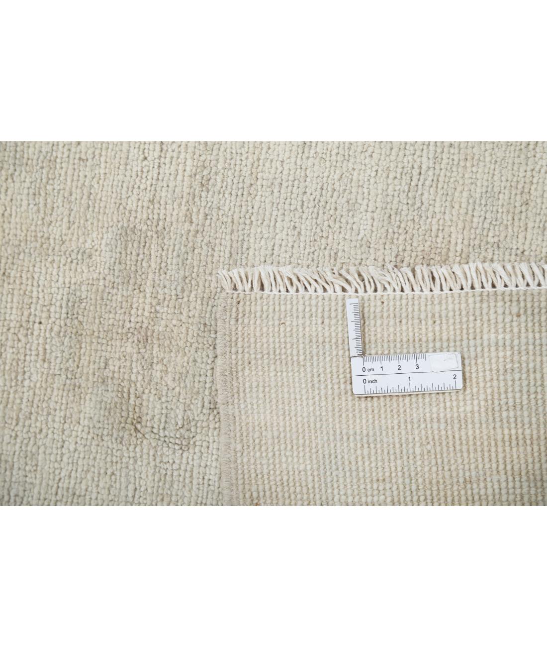 Oushak 8' 9" X 11' 9" Hand-Knotted Wool Rug 8' 9" X 11' 9" (267 X 358) / Ivory / Taupe