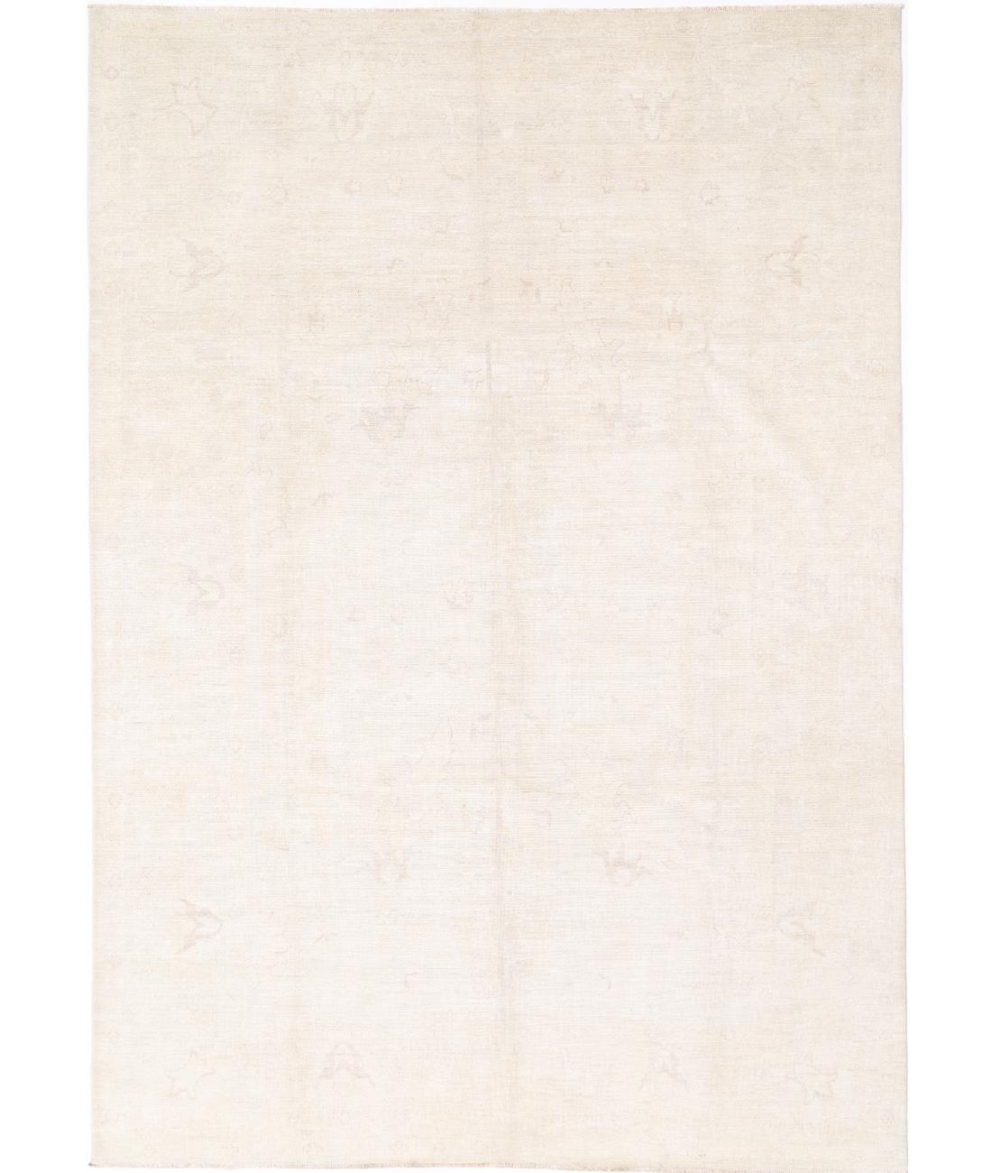 Oushak 8' 8" X 12' 2" Hand-Knotted Wool Rug 8' 8" X 12' 2" (264 X 371) / Silver / Ivory