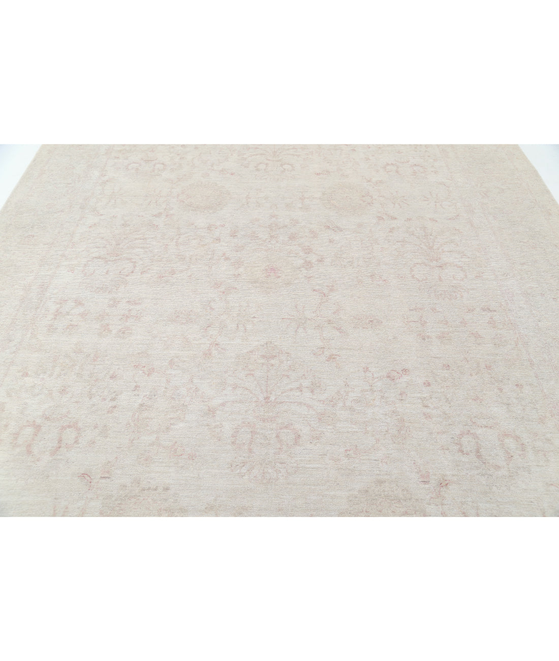 Oushak 9' 0" X 12' 7" Hand-Knotted Wool Rug 9' 0" X 12' 7" (274 X 384) / Ivory / Taupe