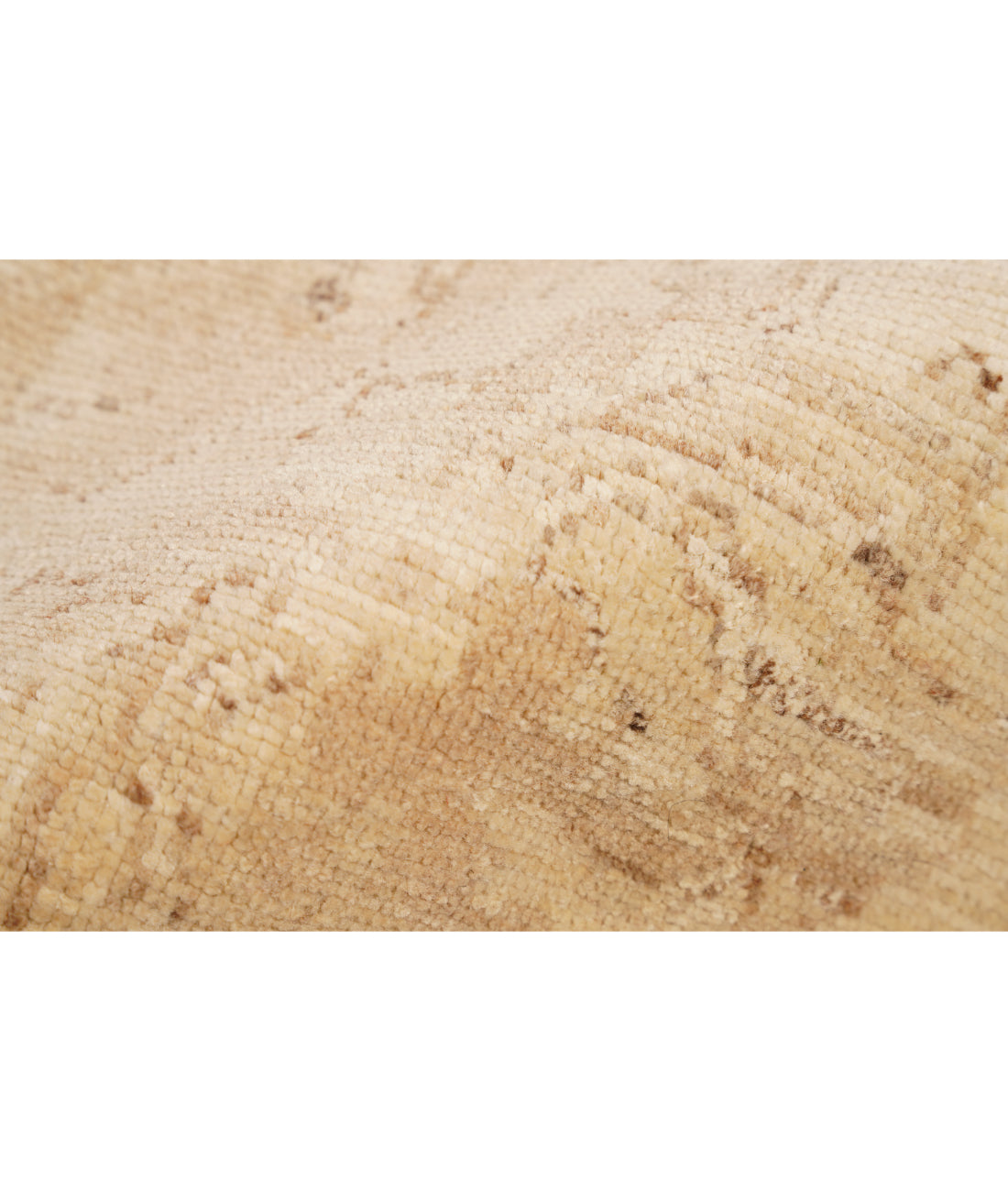 Serenity 7' 9" X 8' 1" Hand-Knotted Wool Rug 7' 9" X 8' 1" (236 X 246) / Silver / Ivory