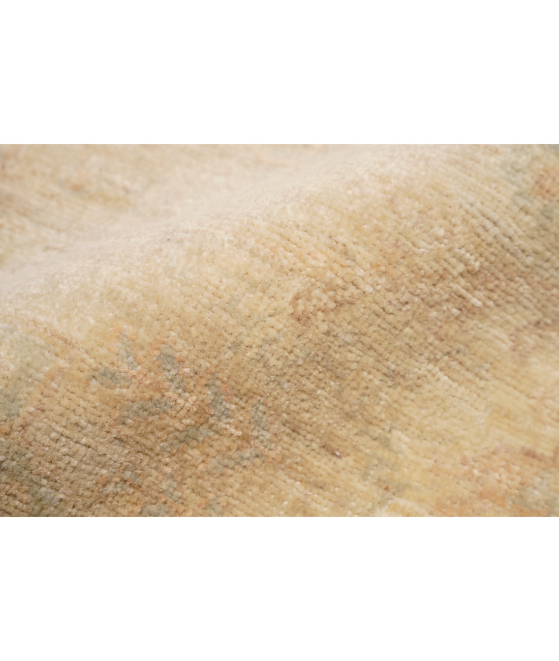 Serenity 3' 11" X 19' 2" Hand-Knotted Wool Rug 3' 11" X 19' 2" (119 X 584) / Grey / Ivory