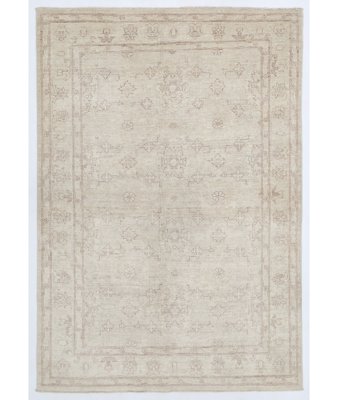 Hand Knotted Serenity Wool Rug 4' 0" X 5' 8" 4' 0" X 5' 8" (122 X 173) / Ivory / Ivory