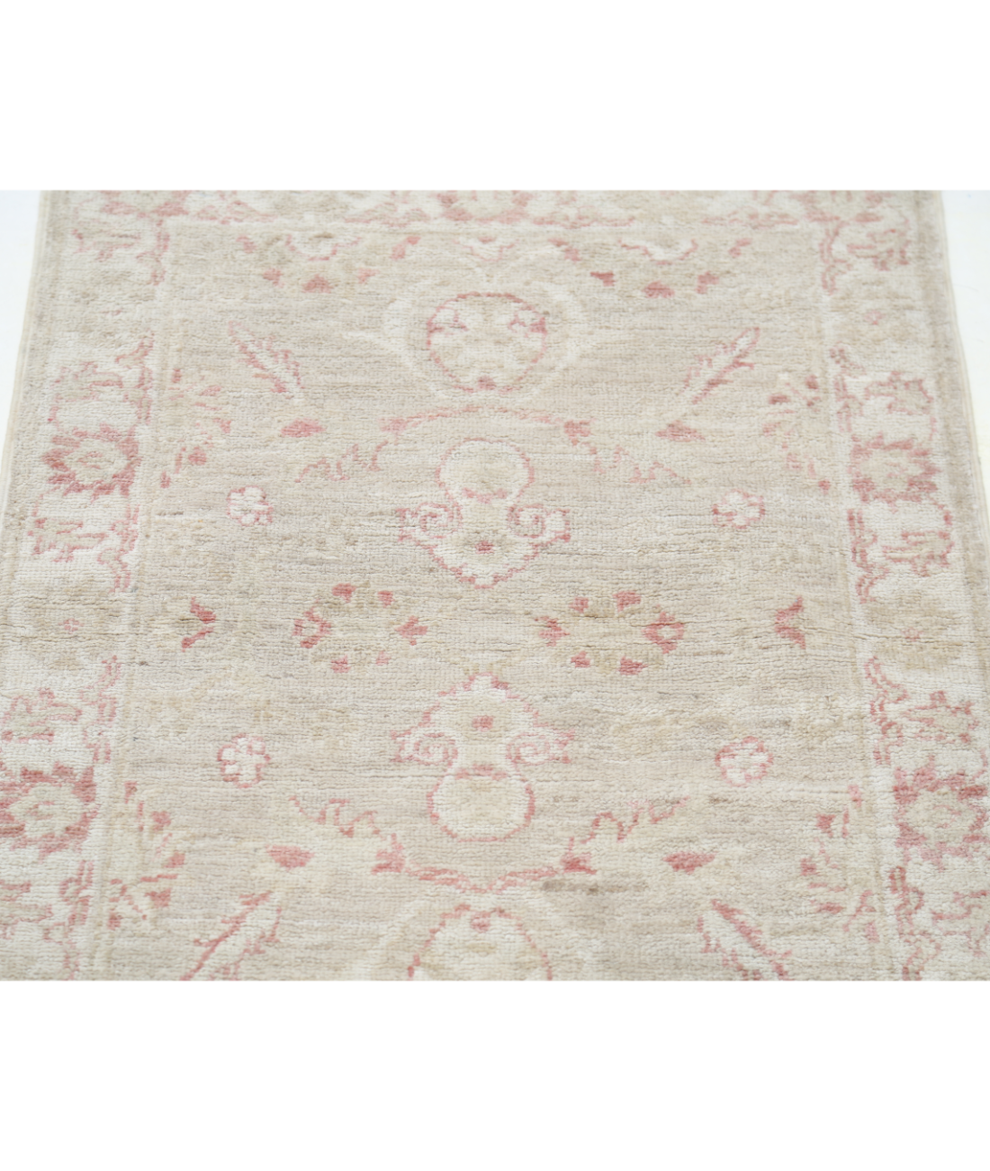 Hand Knotted Serenity Wool Rug 2' 0" X 3' 1" 2' 0" X 3' 1" (61 X 94) / Beige / Pink
