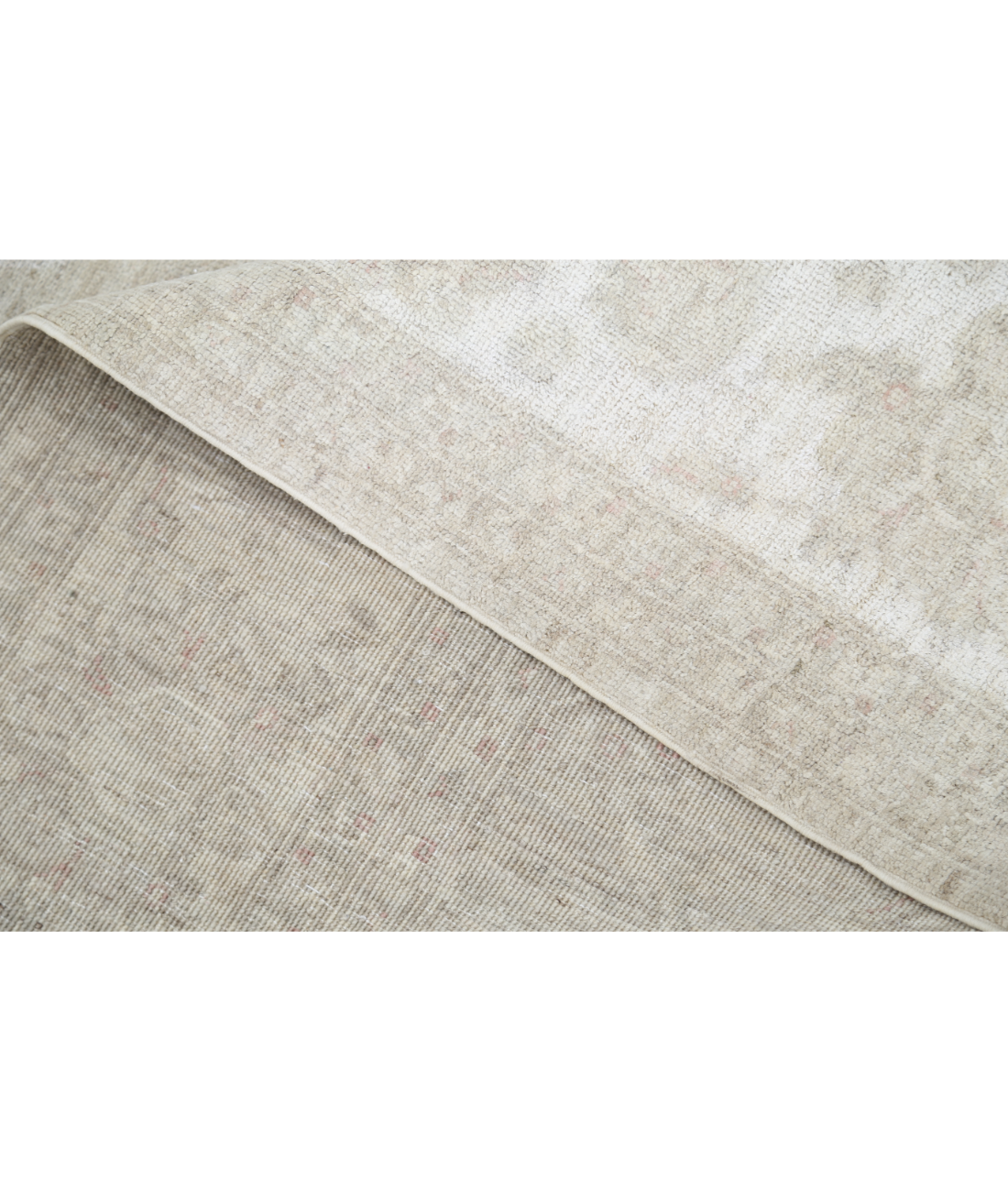 Hand Knotted Serenity Wool Rug 5' 5" X 7' 9" 5' 5" X 7' 9" (165 X 236) / Brown / Ivory
