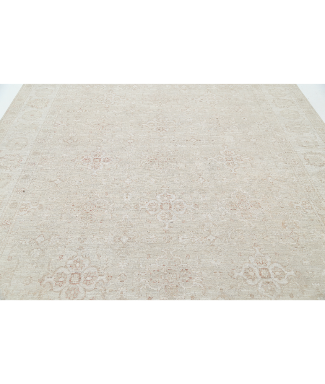 Hand Knotted Serenity Wool Rug 8' 7" X 11' 8" 8' 7" X 11' 8" (262 X 356) / Brown / Ivory