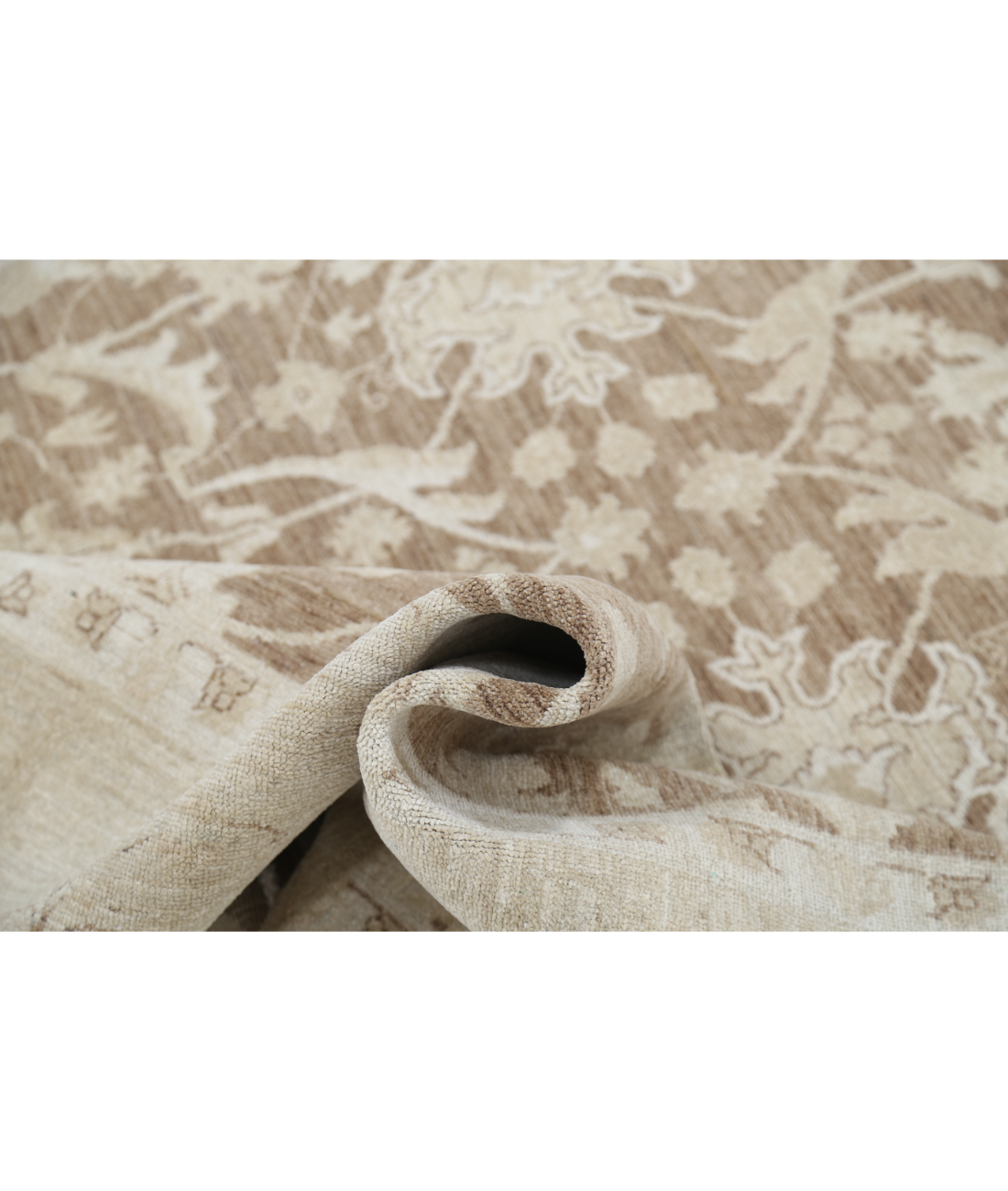 Hand Knotted Serenity Wool Rug 7' 8" X 9' 6" 7' 8" X 9' 6" (234 X 290) / Brown / Brown