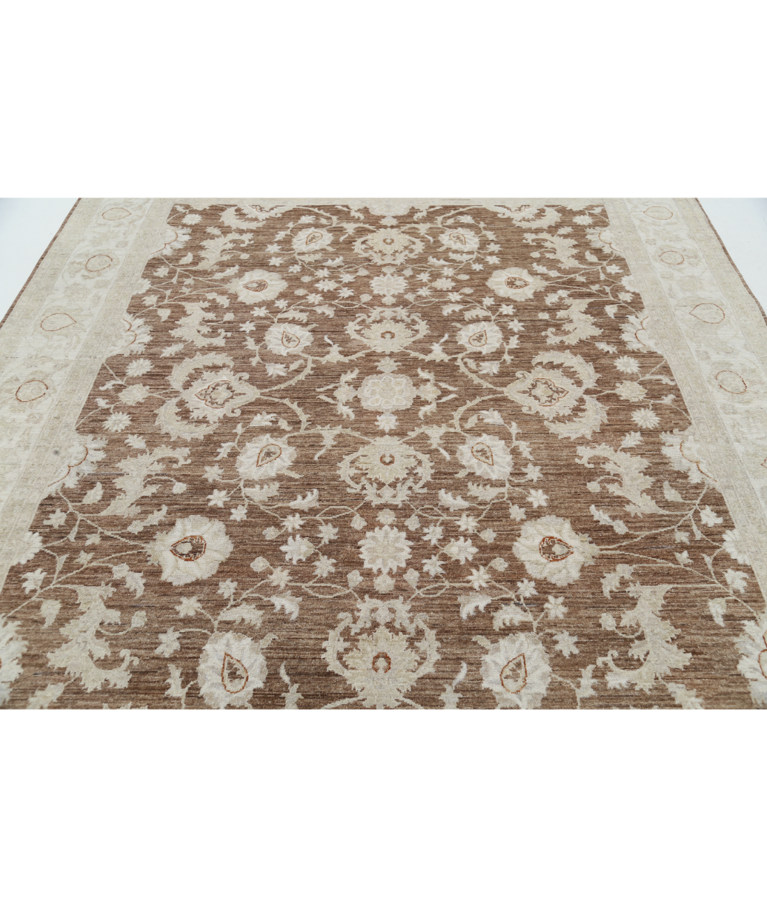 Hand Knotted Serenity Wool Rug 7' 11" X 9' 6" 7' 11" X 9' 6" (241 X 290) / Brown / Ivory