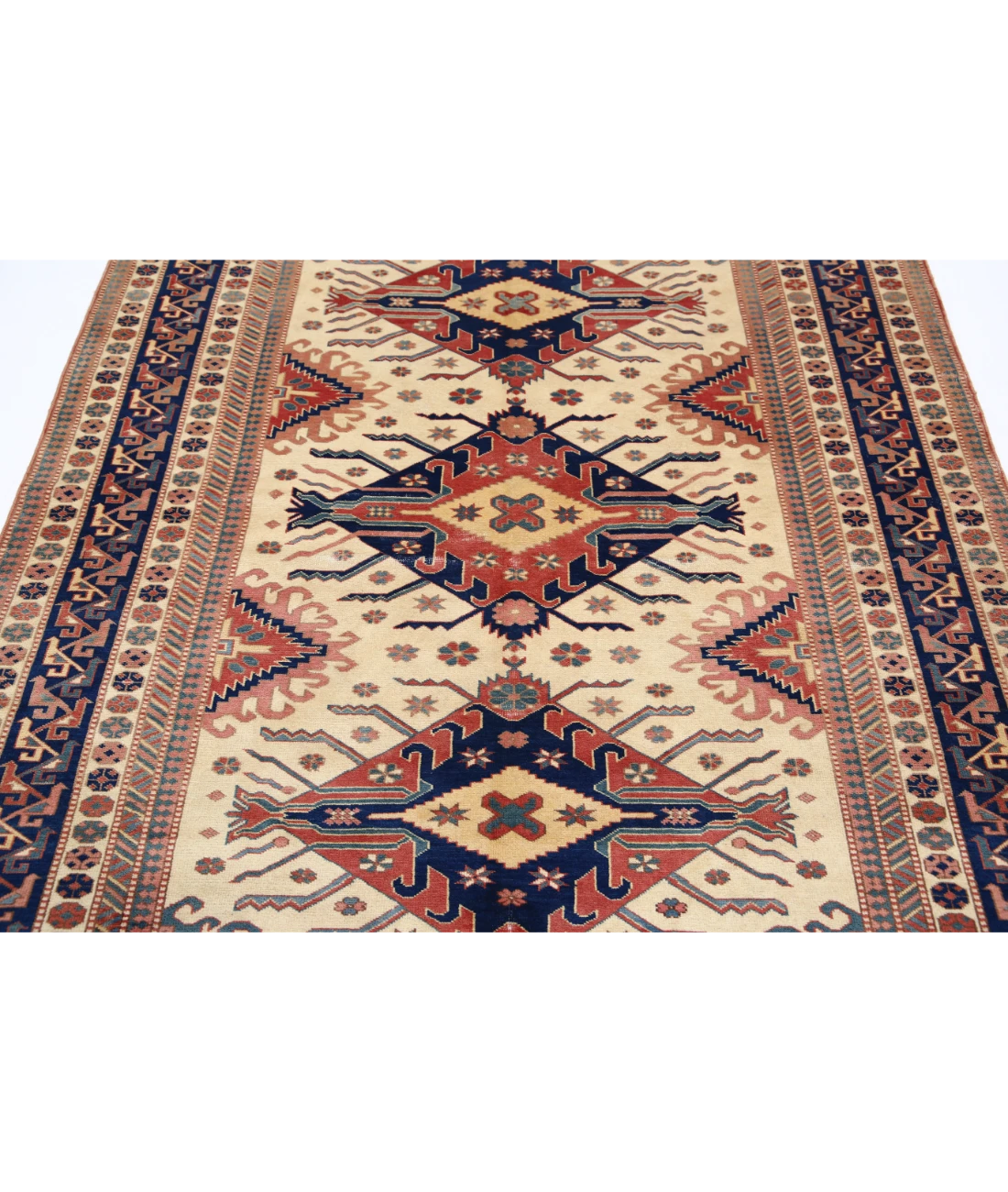 Shirvan 5'3'' X 6'9'' Hand-Knotted Wool Rug 5'3'' x 6'9'' (158 X 203) / Ivory / Blue