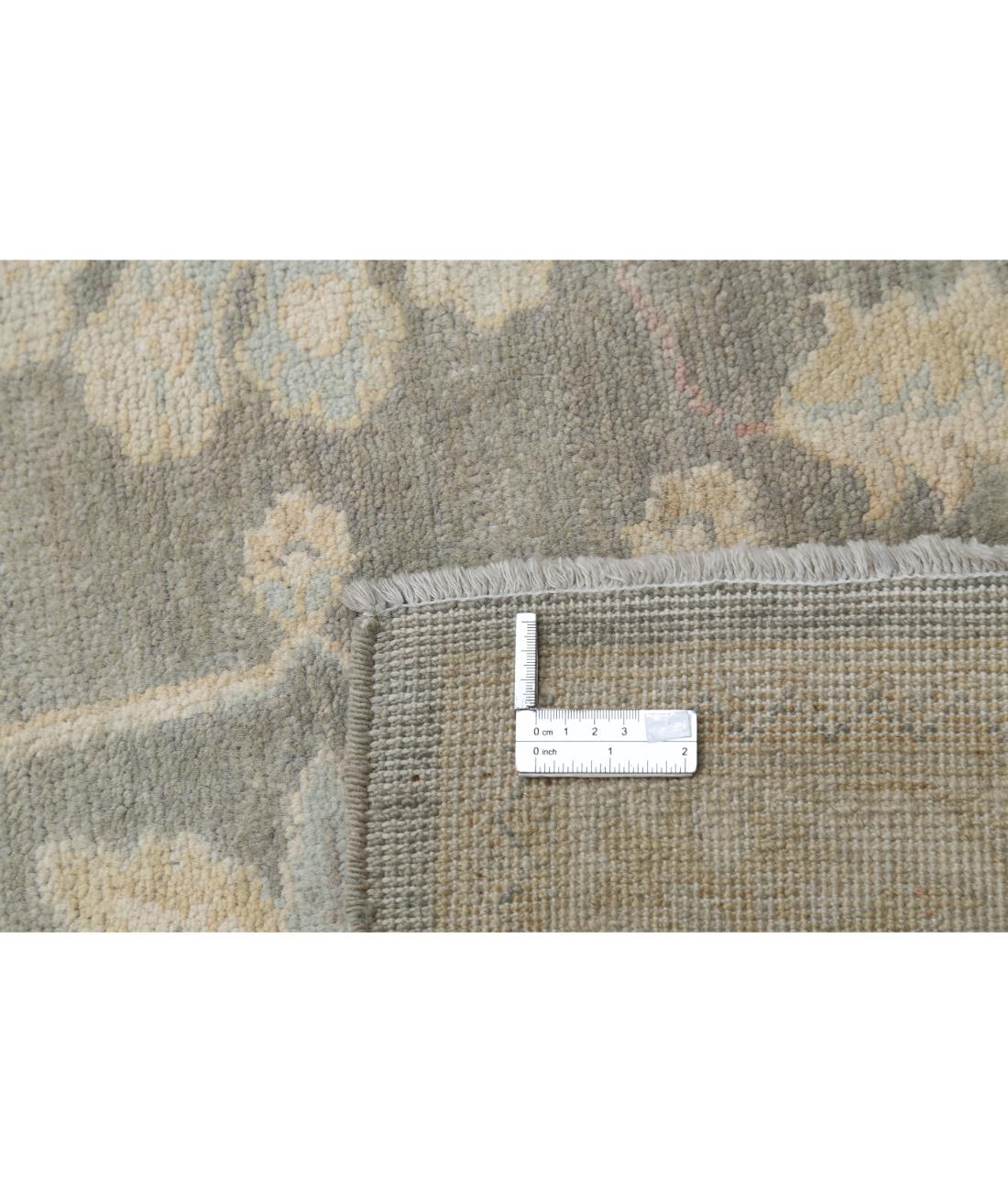 Kazak 4' 1" X 19' 10" Hand-Knotted Wool Rug 4' 1" X 19' 10" (124 X 605) / Grey / Ivory