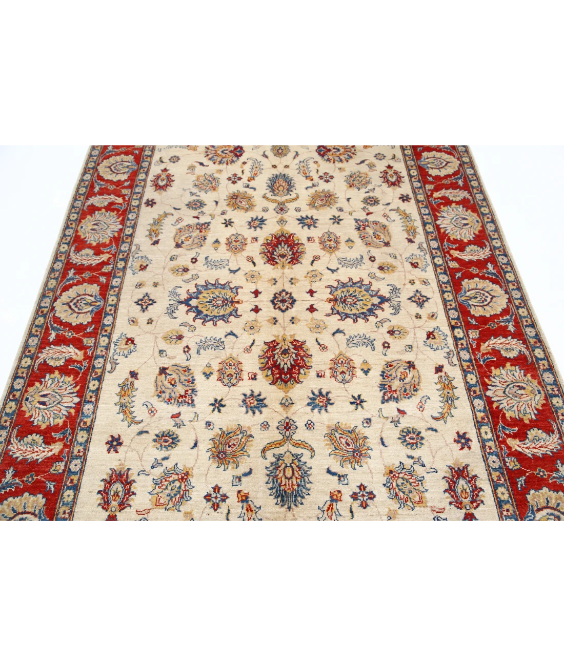 Ziegler 5'5'' X 7'11'' Hand-Knotted Wool Rug 5'5'' x 7'11'' (163 X 238) / Ivory / Red