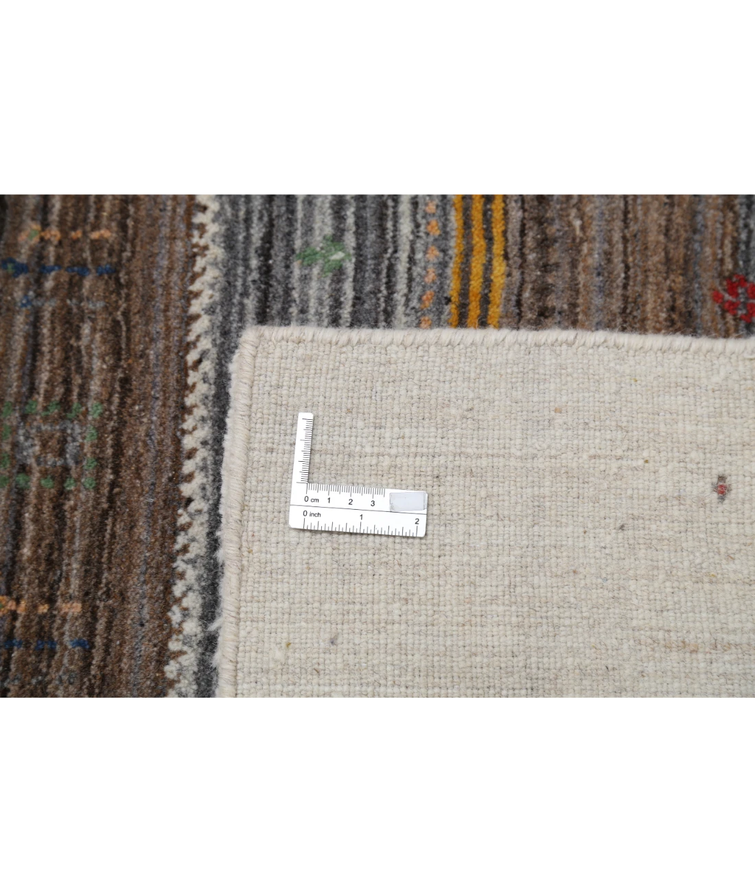 Hand Made Lori Wool Rug 5' 9" X 7' 11" 5' 9" X 7' 11" (175 X 241) / Ivory / Ivory