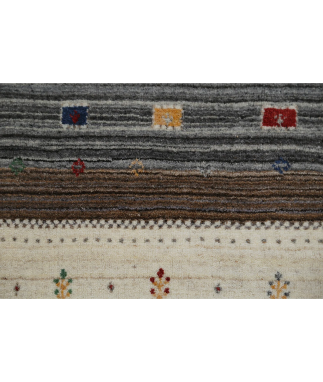Hand Made Lori Wool Rug 5' 7" X 7' 10" 5' 7" X 7' 10" (170 X 239) / Ivory / Ivory
