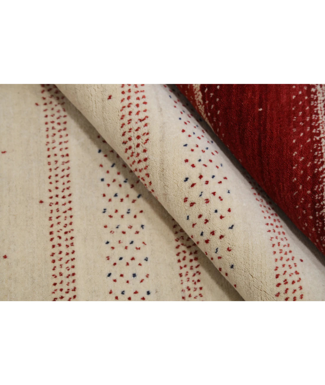 Hand Made Lori Wool Rug 5' 3" X 7' 5" 5' 3" X 7' 5" (160 X 226) / Ivory / Ivory