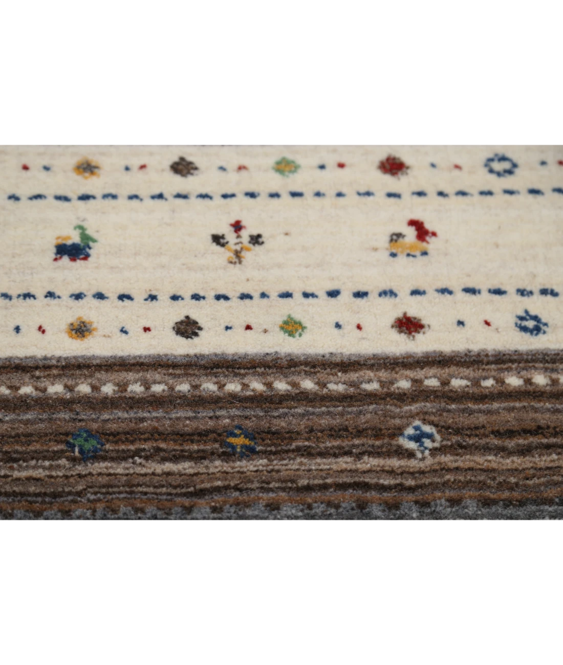 Hand Made Lori Wool Rug 5' 7" X 7' 10" 5' 7" X 7' 10" (170 X 239) / Ivory / Ivory