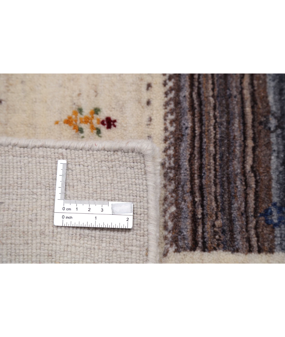 Hand Made Lori Wool Rug 5' 7" X 7' 10" 5' 7" X 7' 10" (170 X 239) / Ivory / Ivory