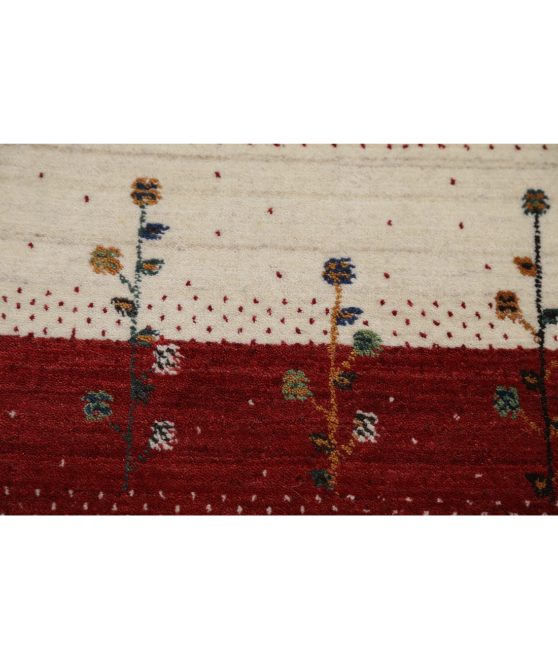 Hand Made Lori Wool Rug 5' 4" X 7' 6" 5' 4" X 7' 6" (162 X 229) / Ivory / Ivory