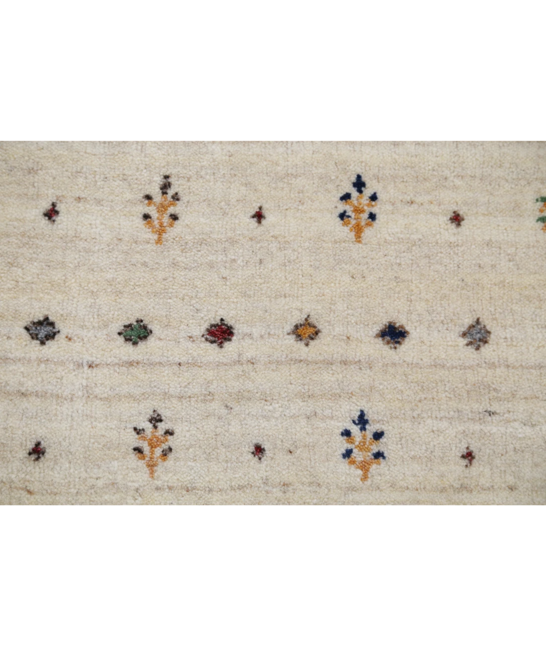Hand Made Lori Wool Rug 5' 9" X 7' 10" 5' 9" X 7' 10" (175 X 239) / Ivory / Ivory