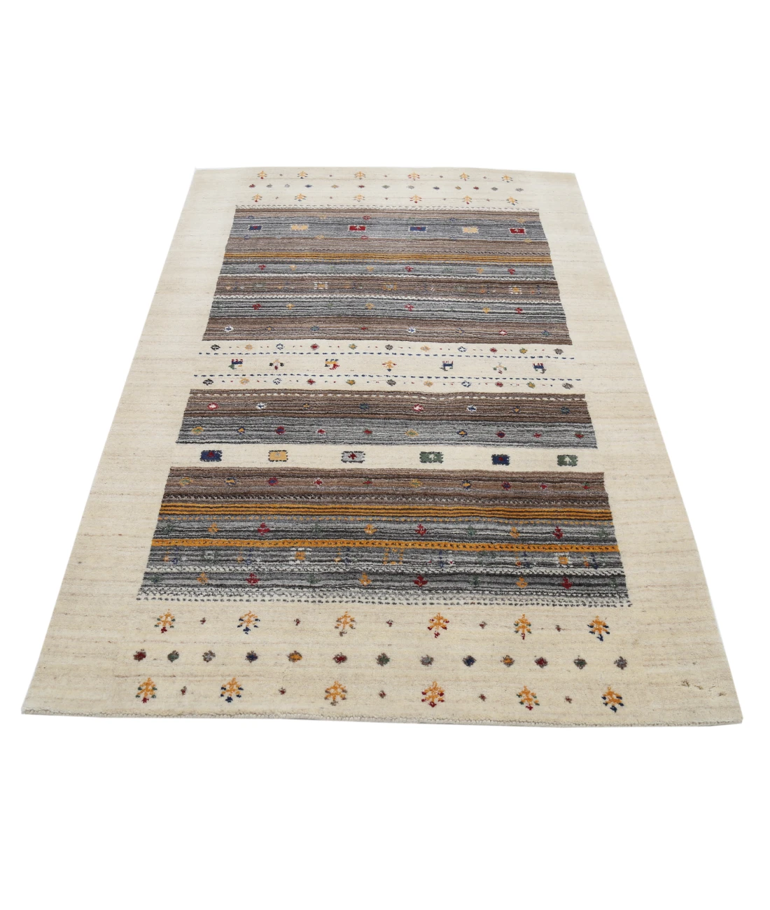 Hand Made Lori Wool Rug 4' 0" X 5' 10" 4' 0" X 5' 10" (122 X 178) / Ivory / Ivory