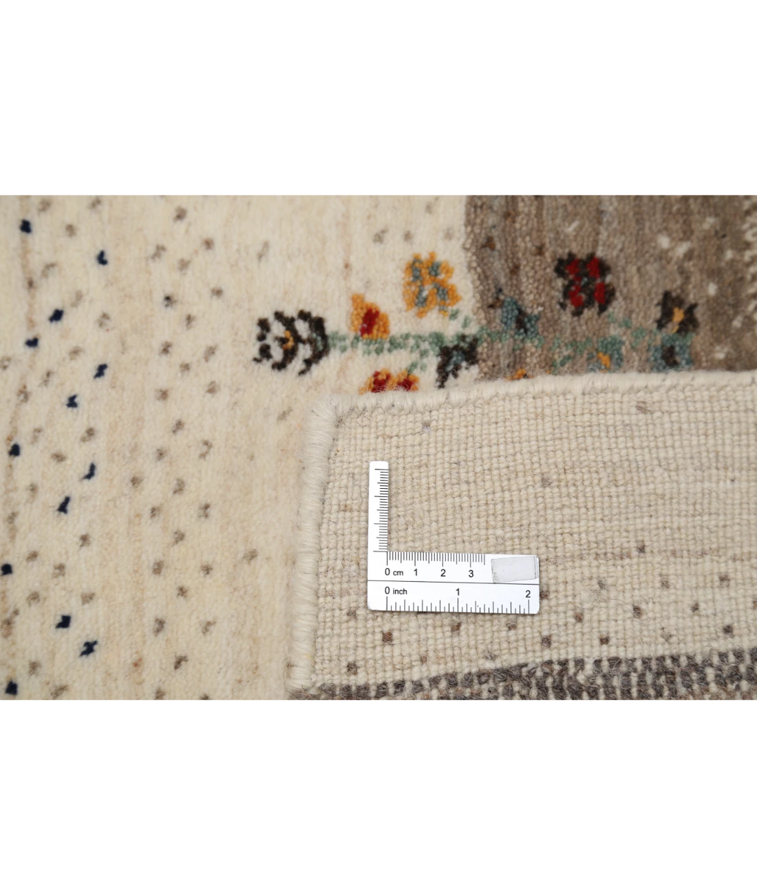 Hand Made Lori Wool Rug 2' 9" X 4' 0" 2' 9" X 4' 0" (84 X 122) / Ivory / Ivory