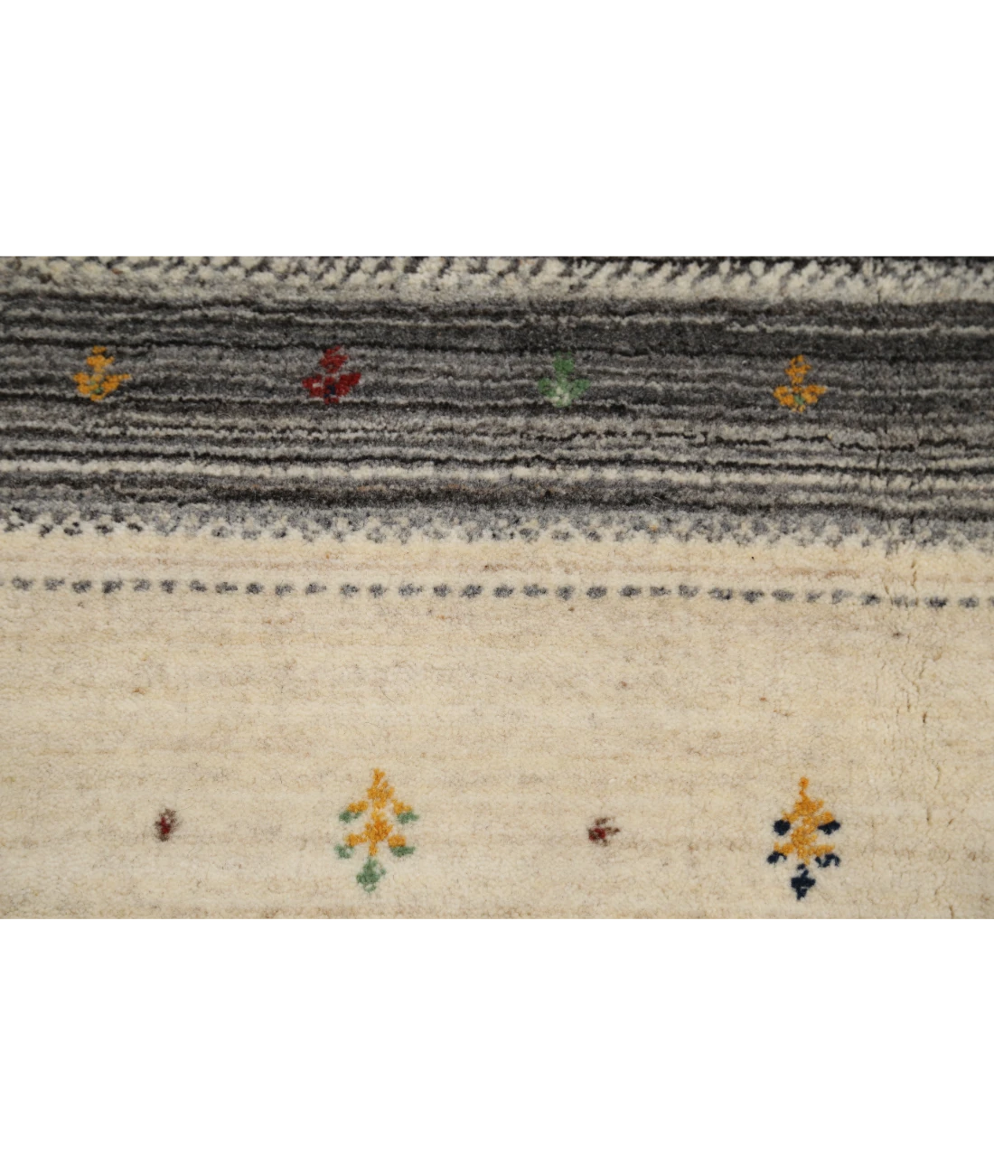 Hand Made Lori Wool Rug 8' 4" X 11' 5" 8' 4" X 11' 5" (254 X 348) / Ivory / Ivory