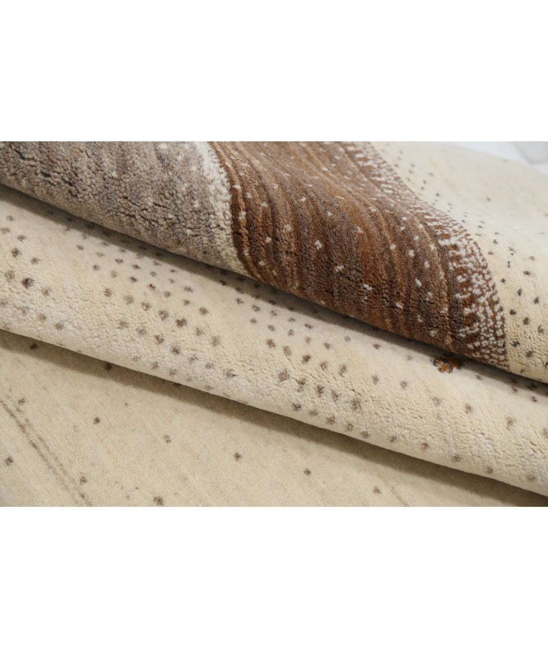 Hand Made Lori Wool Rug 5' 1" X 7' 4" 5' 1" X 7' 4" (155 X 223) / Ivory / Ivory