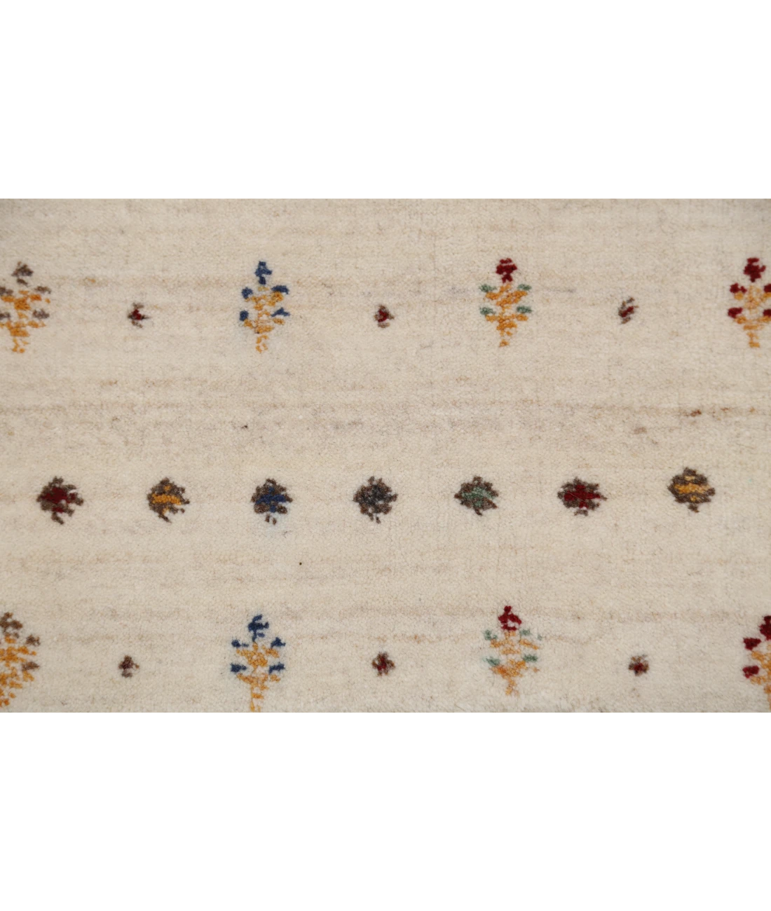 Hand Made Lori Wool Rug 5' 8" X 7' 7" 5' 8" X 7' 7" (173 X 231) / Ivory / Ivory