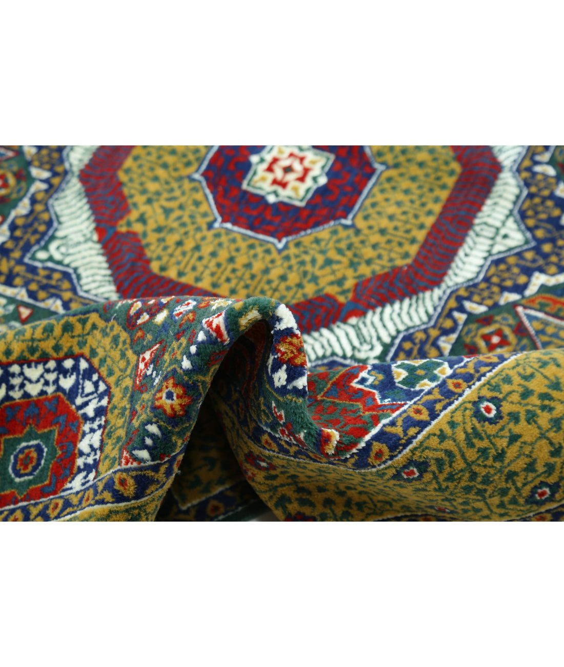 Gulshan 3'10'' X 6'0'' Power-Loomed Wool-Bamboo Silk Rug 3'10'' x 6'0'' (115 X 180) / Green / Gold