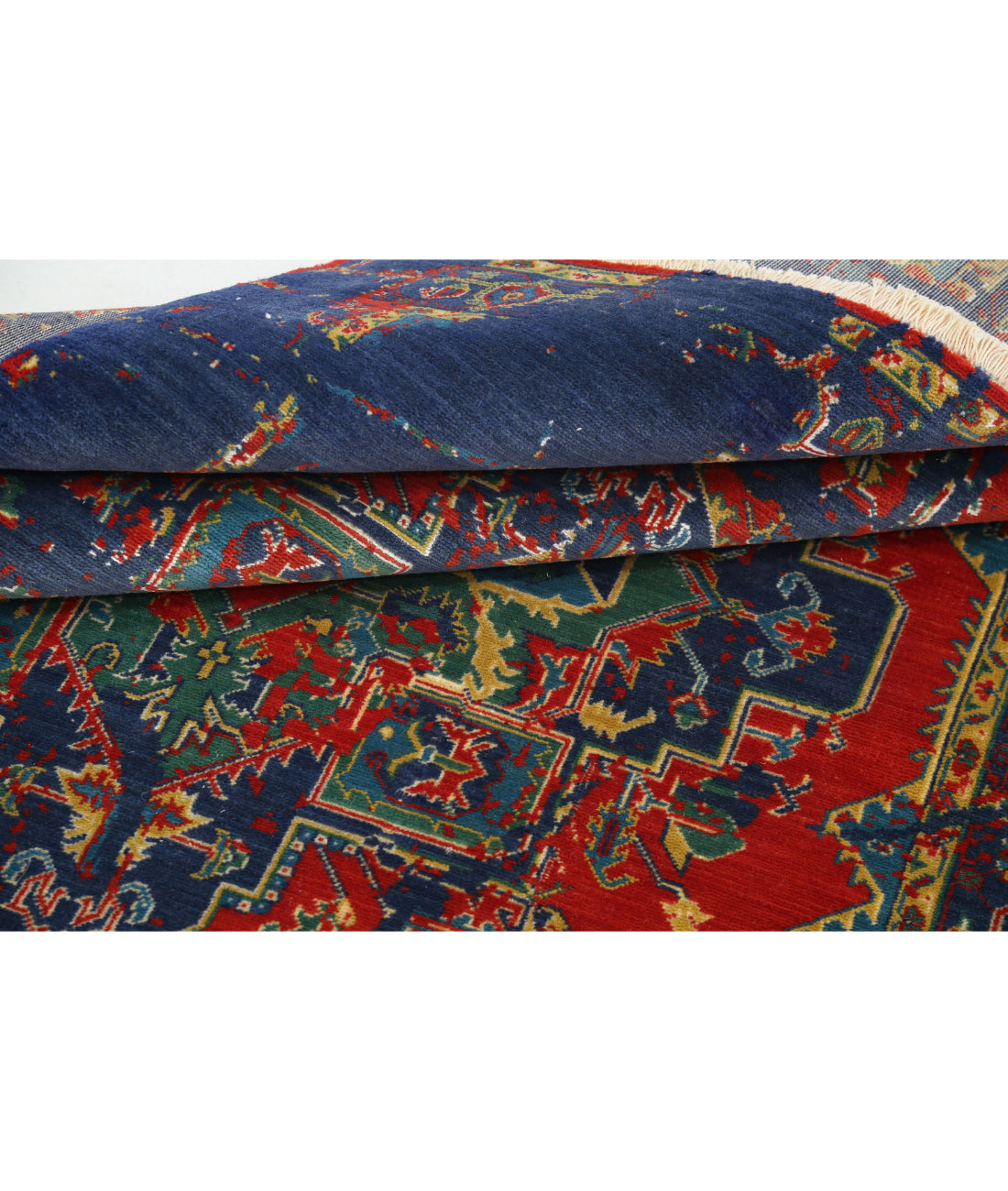 Gulshan 3'11'' X 5'10'' Power-Loomed Wool-Bamboo Silk Rug 3'11'' x 5'10'' (118 X 175) / Red / Blue