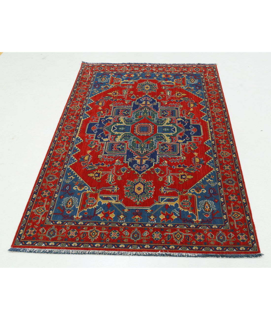Gulshan 3'10'' X 6'0'' Power-Loomed Wool-Bamboo Silk Rug 3'10'' x 6'0'' (115 X 180) / Red / Blue