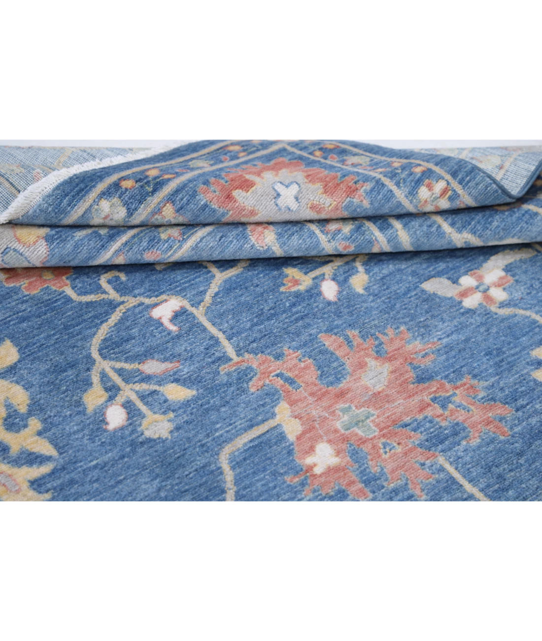 Power Loomed Lily Wool Rug 8' 1" X 9' 10" 8' 1" X 9' 10" (246 X 300) / Blue / Blue