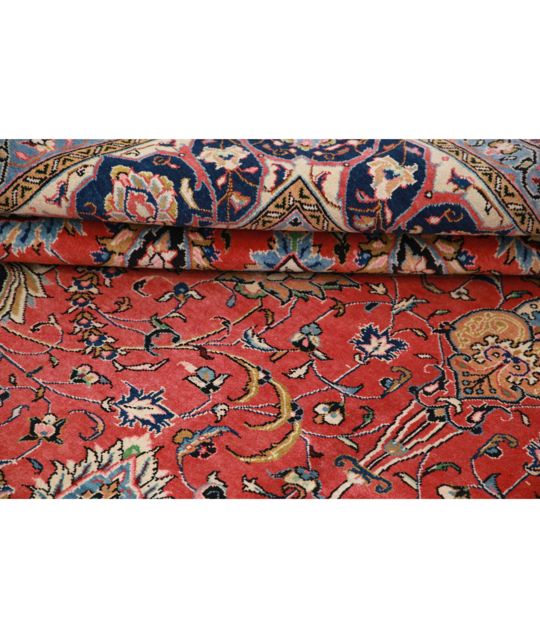 Tabriz 8'11'' X 12'4'' Hand-Knotted Wool Rug 8'11'' x 12'4'' (268 X 370) / Red / Blue