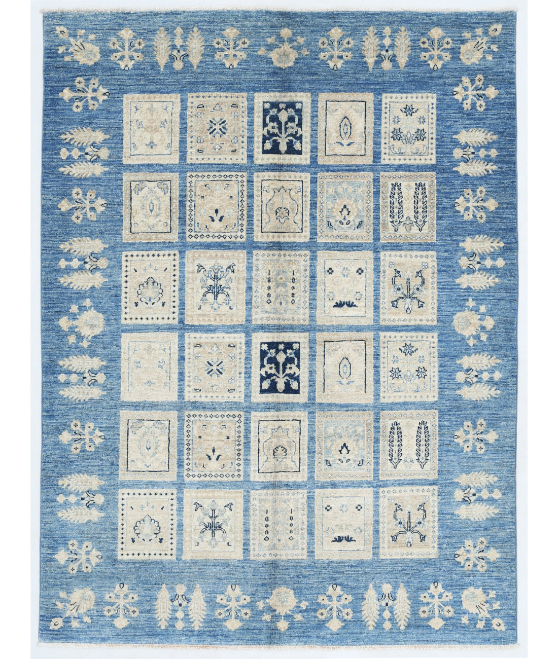 Bakhtiari 4'9'' X 6'6'' Hand-Knotted Wool Rug 4'9'' x 6'6'' (143 X 195) / Blue / Taupe