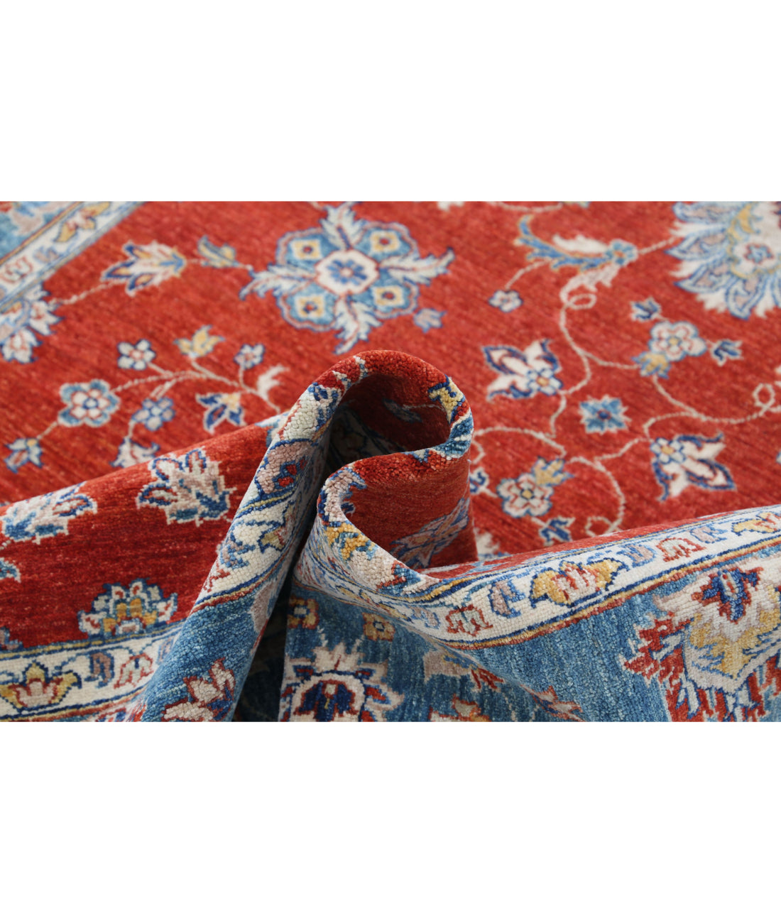 Ziegler 5'5'' X 7'10'' Hand-Knotted Wool Rug 5'5'' x 7'10'' (163 X 235) / Red / Blue