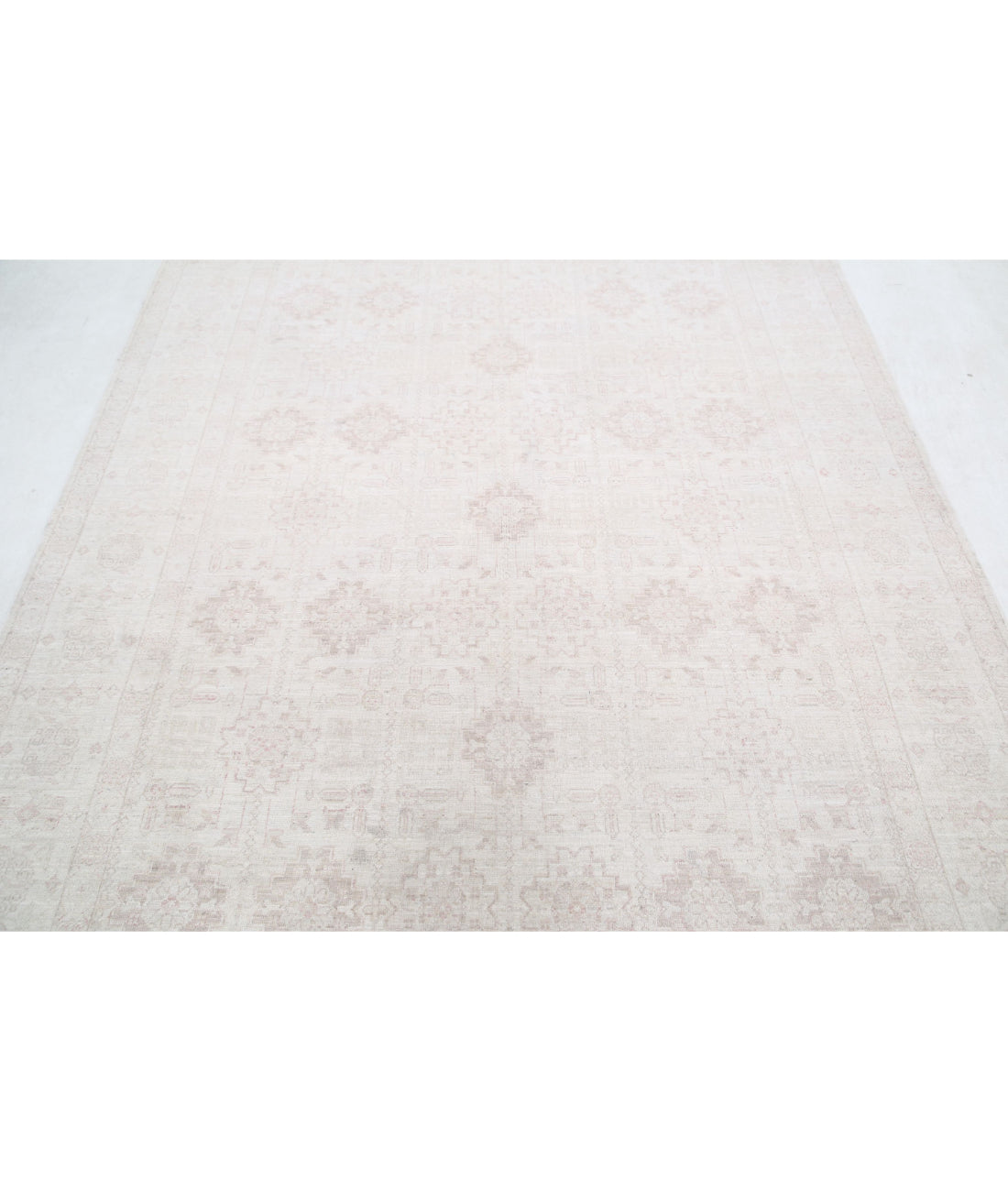 Serenity 6'1'' X 8'6'' Hand-Knotted Wool Rug 6'1'' x 8'6'' (183 X 255) / Ivory / Taupe