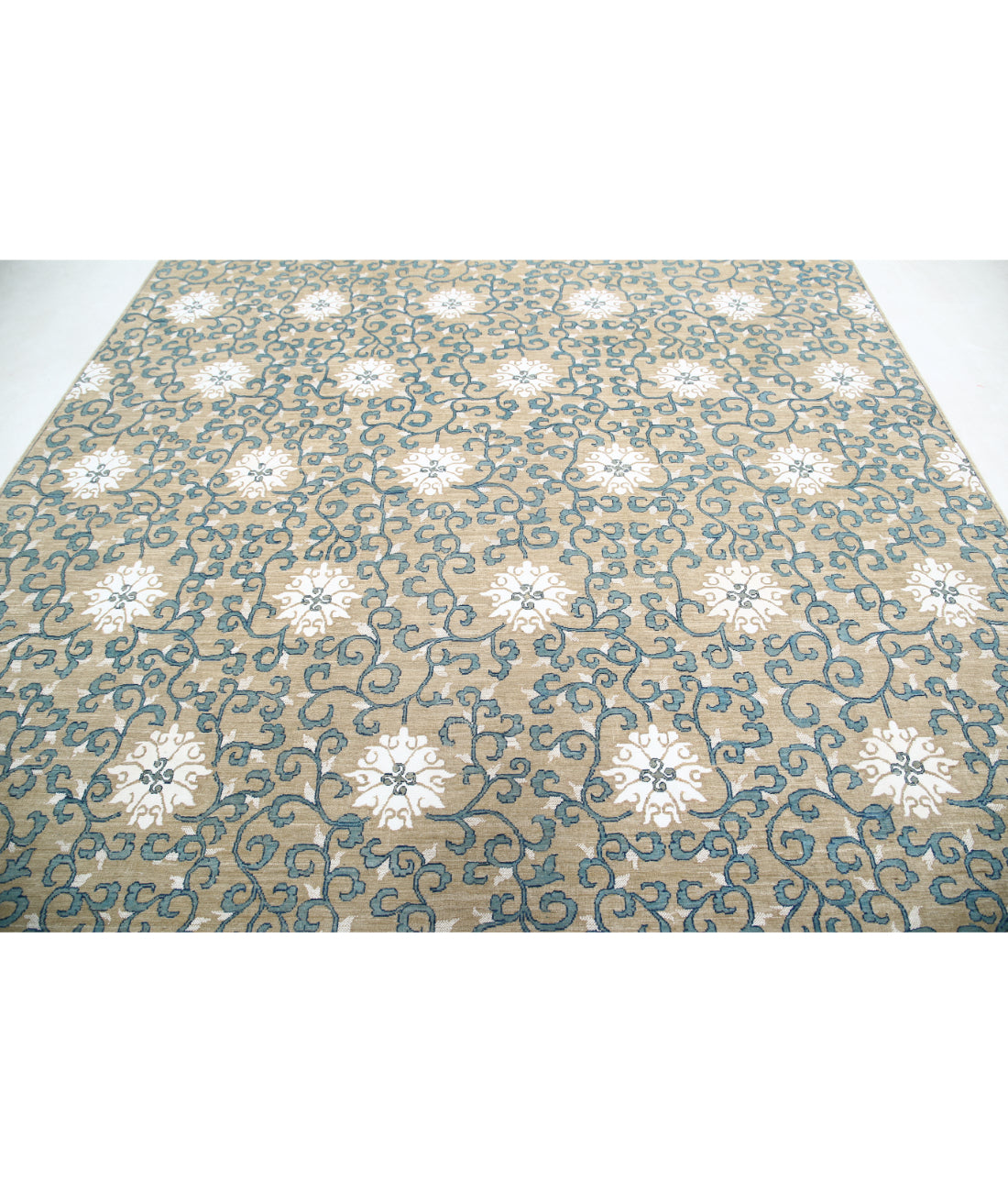 Artemix 8'0'' X 9'5'' Hand-Knotted Wool-Silk Rug 8'0'' x 9'5'' (240 X 283) / Green / White