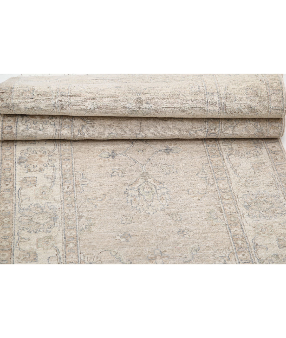 Serenity 2'7'' X 7'10'' Hand-Knotted Wool Rug 2'7'' x 7'10'' (78 X 235) / Brown / Ivory