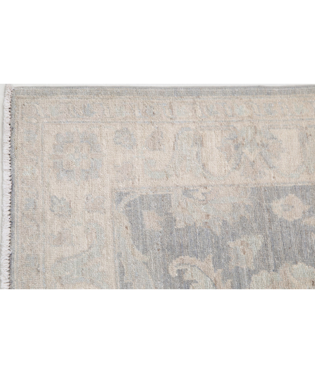 Serenity 2'7'' X 8'4'' Hand-Knotted Wool Rug 2'7'' x 8'4'' (78 X 250) / Grey / Ivory