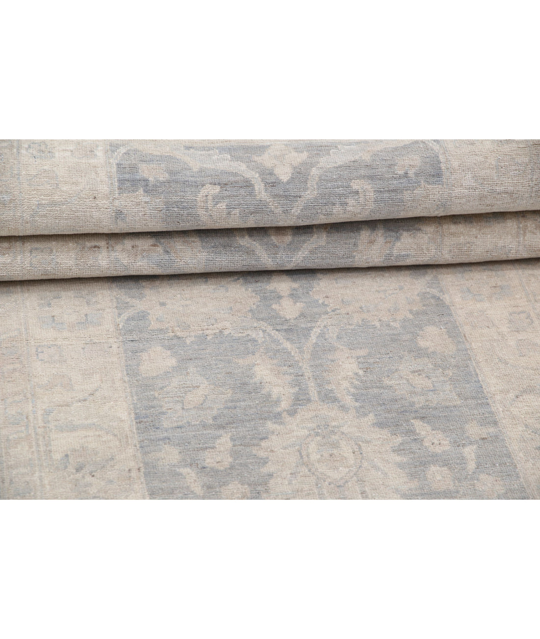 Serenity 2'7'' X 8'4'' Hand-Knotted Wool Rug 2'7'' x 8'4'' (78 X 250) / Grey / Ivory