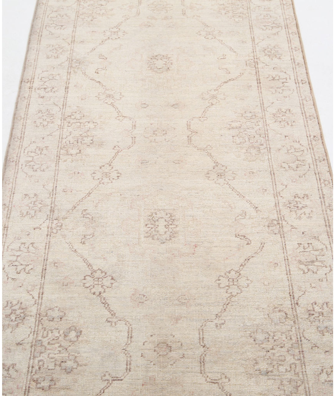 Serenity 2'8'' X 8'9'' Hand-Knotted Wool Rug 2'8'' x 8'9'' (80 X 263) / Ivory / Ivory