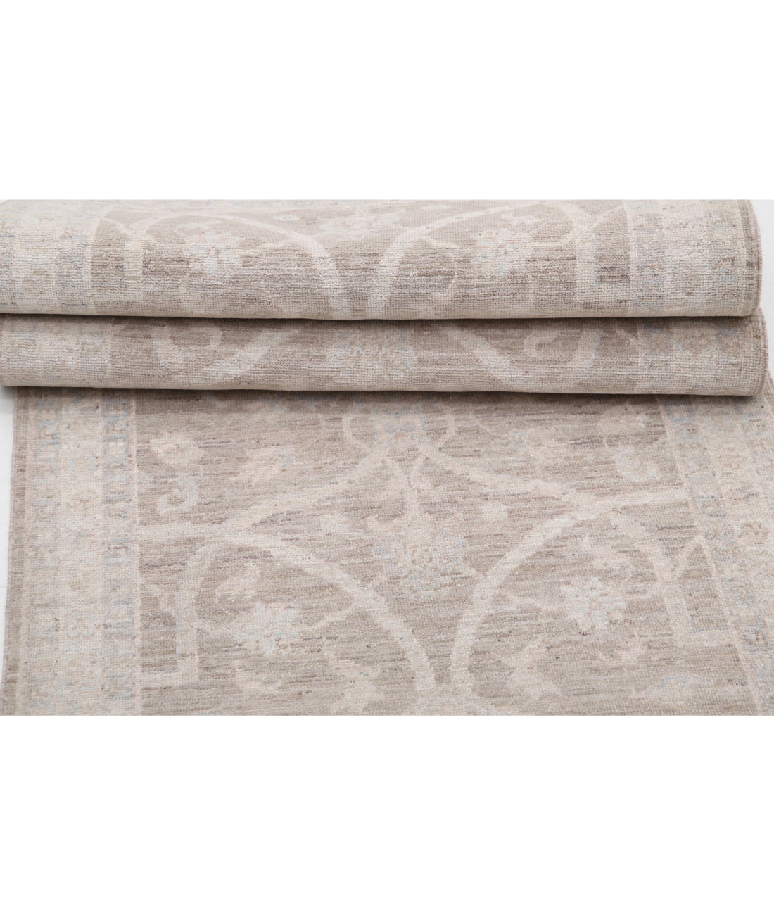 Serenity 2'8'' X 8'5'' Hand-Knotted Wool Rug 2'8'' x 8'5'' (80 X 253) / Brown / Ivory