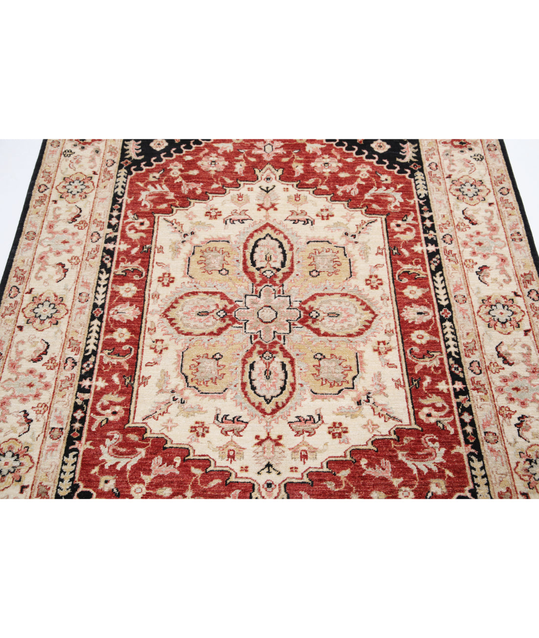 Ziegler 4'10'' X 6'2'' Hand-Knotted Wool Rug 4'10'' x 6'2'' (145 X 185) / Black / Ivory