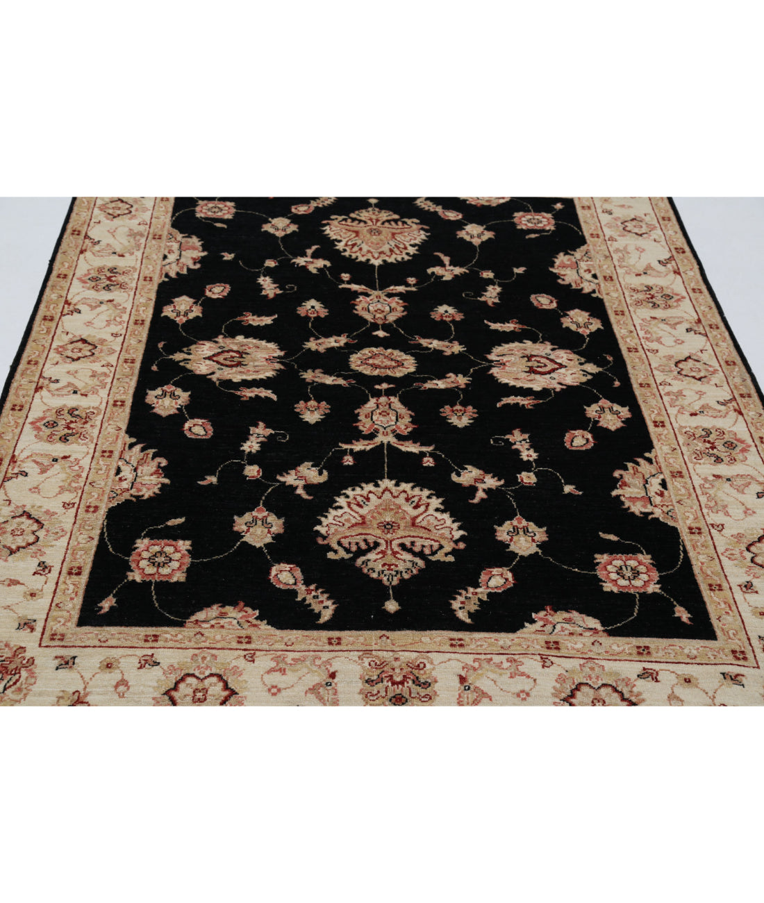 Ziegler 4'11'' X 6'3'' Hand-Knotted Wool Rug 4'11'' x 6'3'' (148 X 188) / Black / Ivory